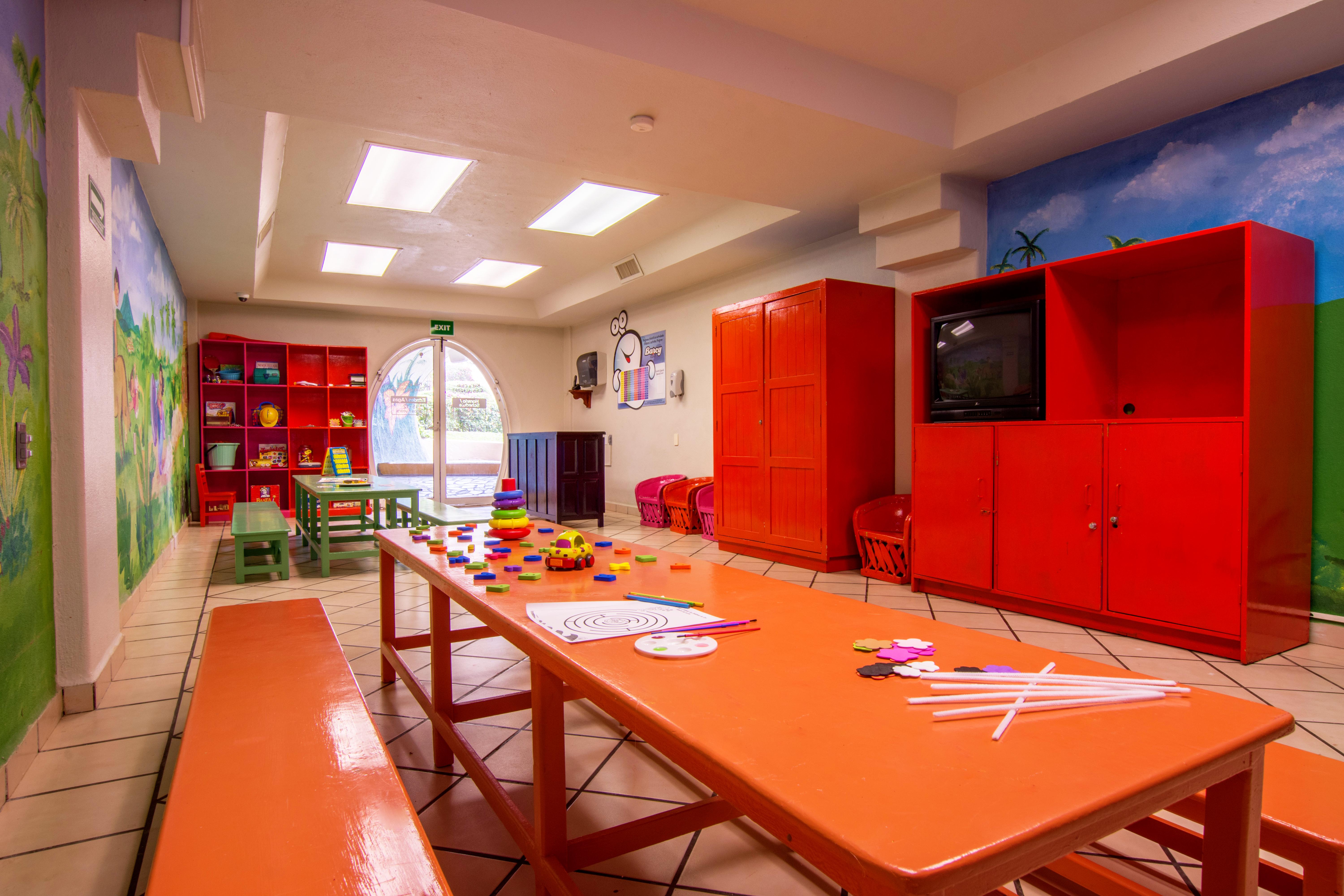 Hotel Barcelo Karmina à Manzanillo Extérieur photo A children's room at a hotel